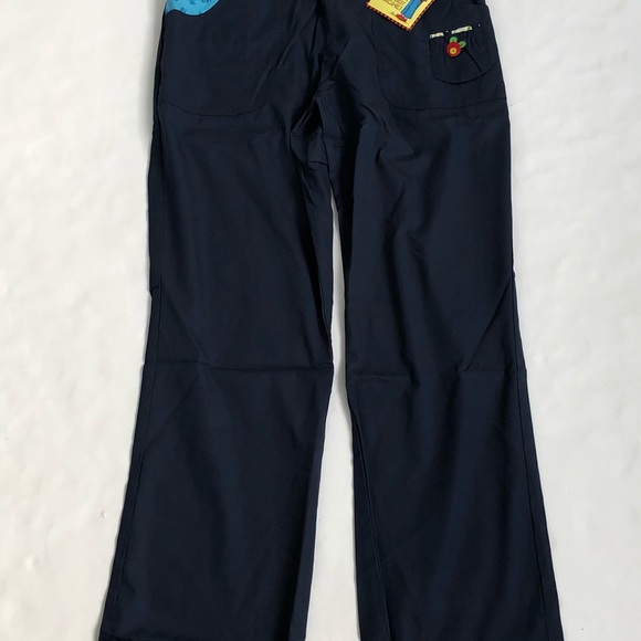 Scrub set size S by Mary Engelbreit - Picture 4 of 5